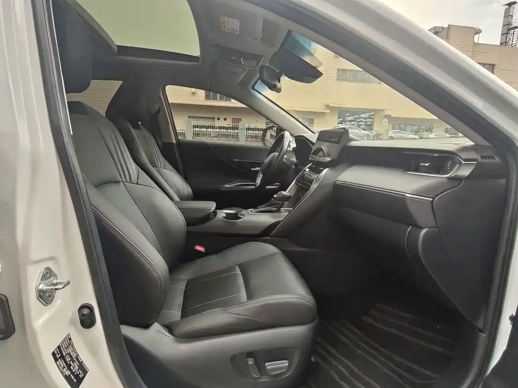 Toyota Harrier — миниатюра 16