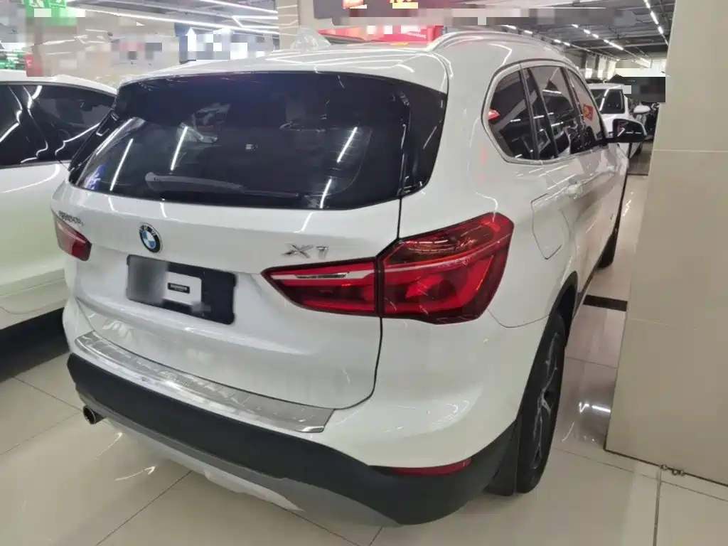BMW X1 — миниатюра 7