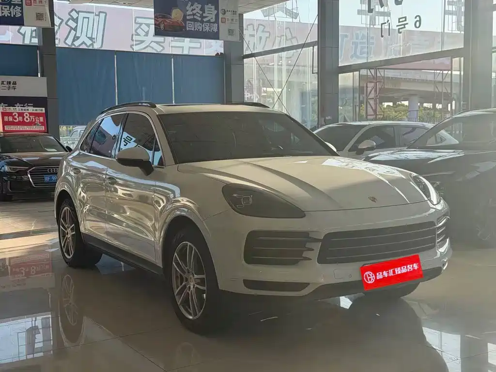 Porsche Cayenne — миниатюра 3