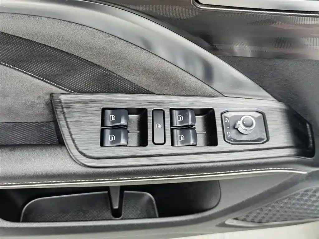 Haval H6 2023 1.5T AT