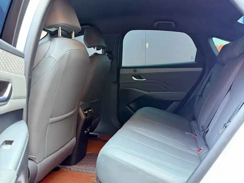 BYD Qin PLUS — миниатюра 9