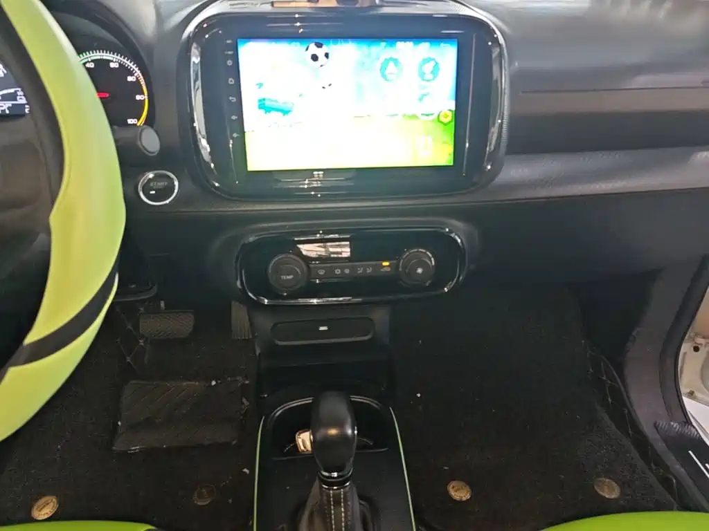 Roewe Clever — миниатюра 13