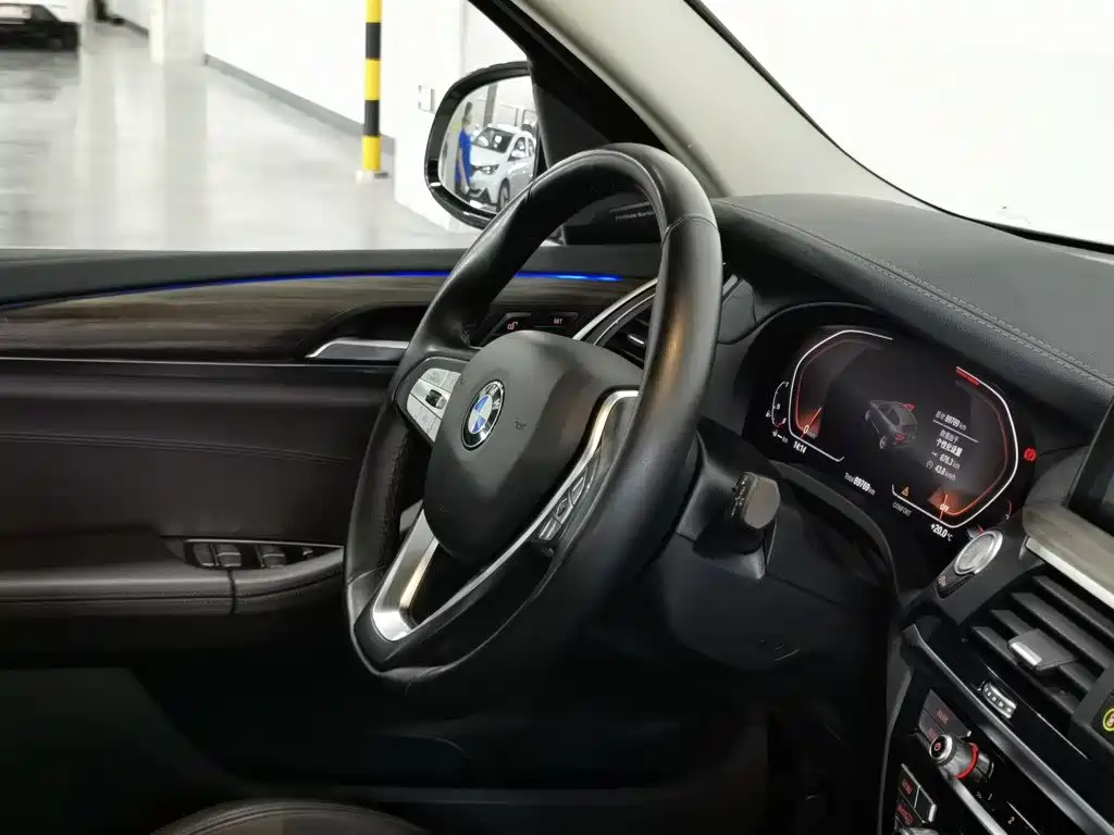 BMW X3 — миниатюра 22