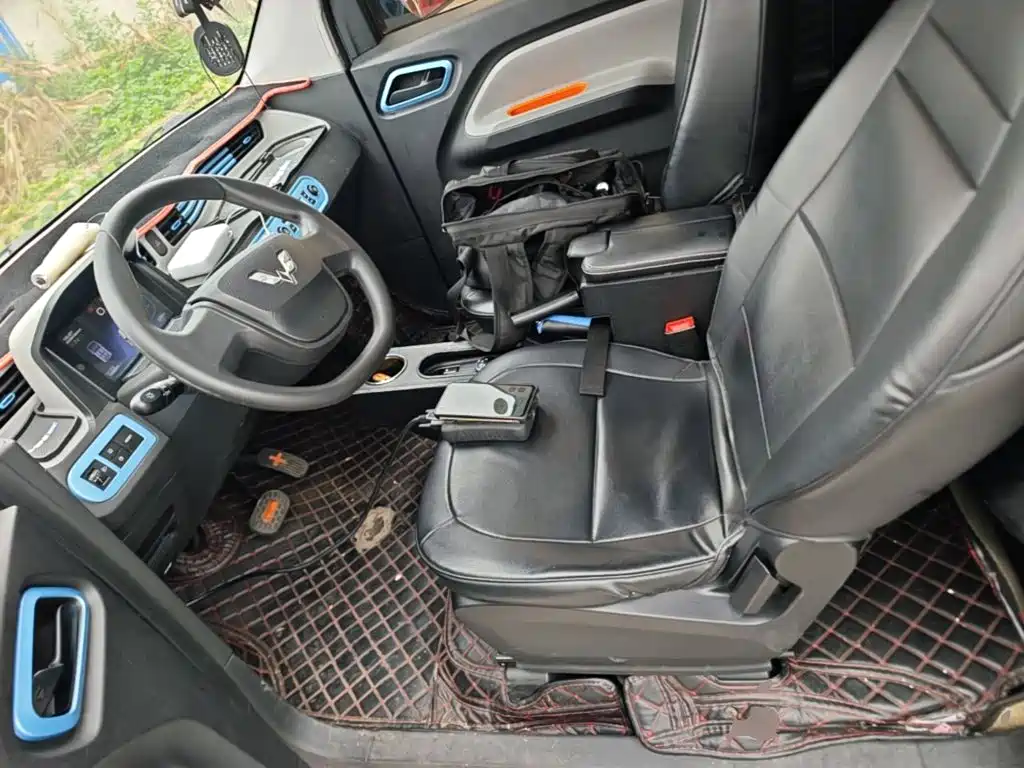 Wuling MINIEV — миниатюра 15