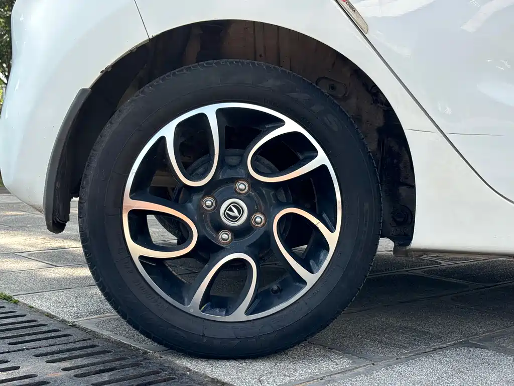 Changan BenBen — миниатюра 14