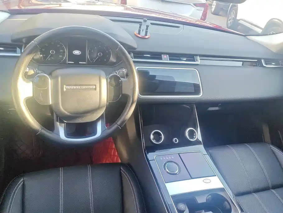 Land Rover Velar — миниатюра 12