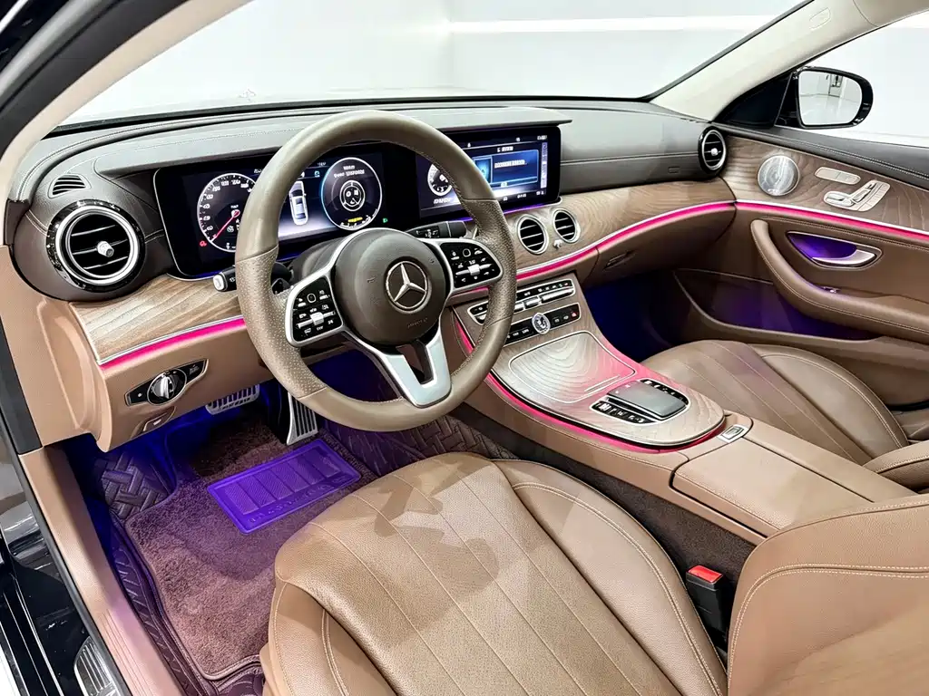 Mercedes-Benz E-Class — миниатюра 5