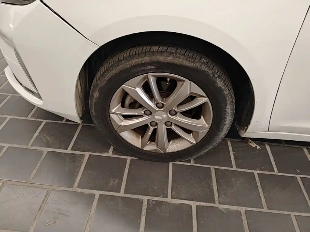 Geely Emgrand GL — миниатюра 23