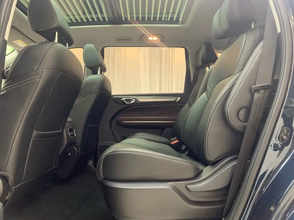 GAC Motor Trumpchi M6 — миниатюра 9