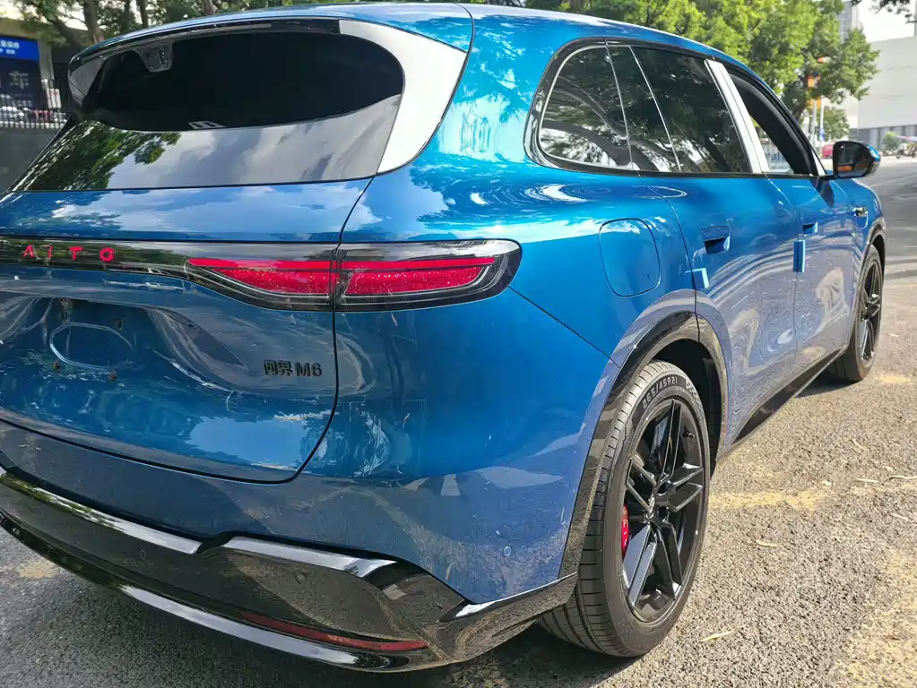 AITO AITO M6 — миниатюра 8