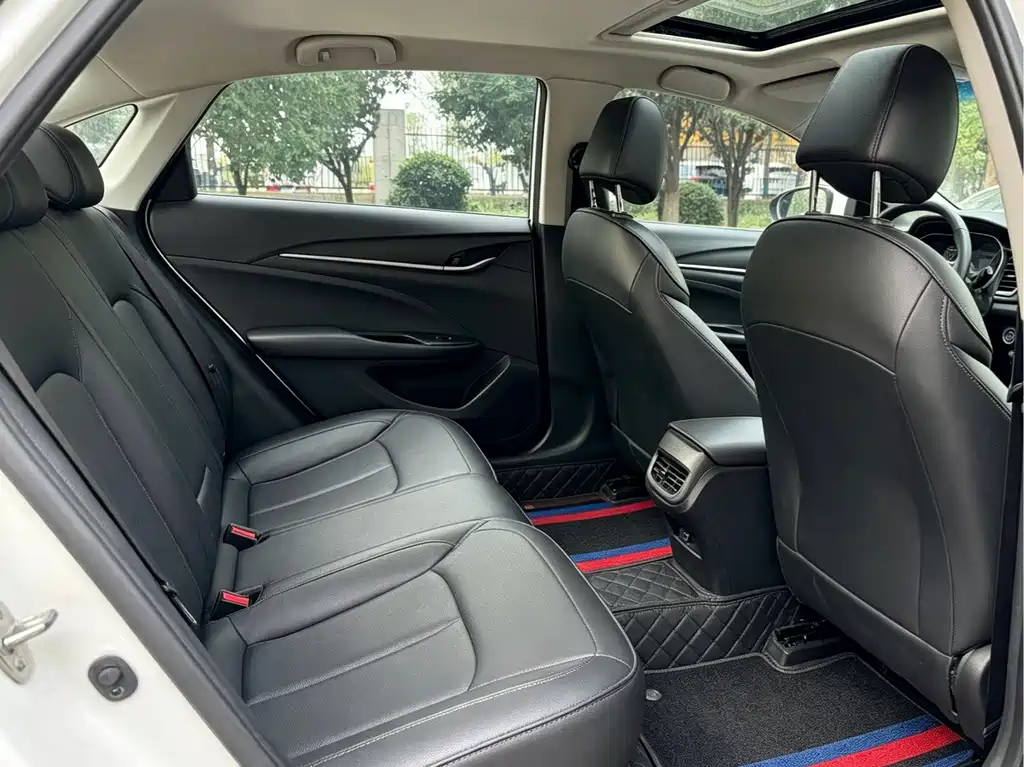 Buick Excelle — миниатюра 21