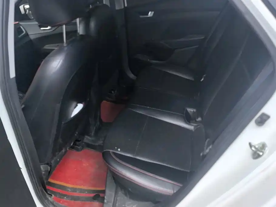 Hyundai Verna — миниатюра 11