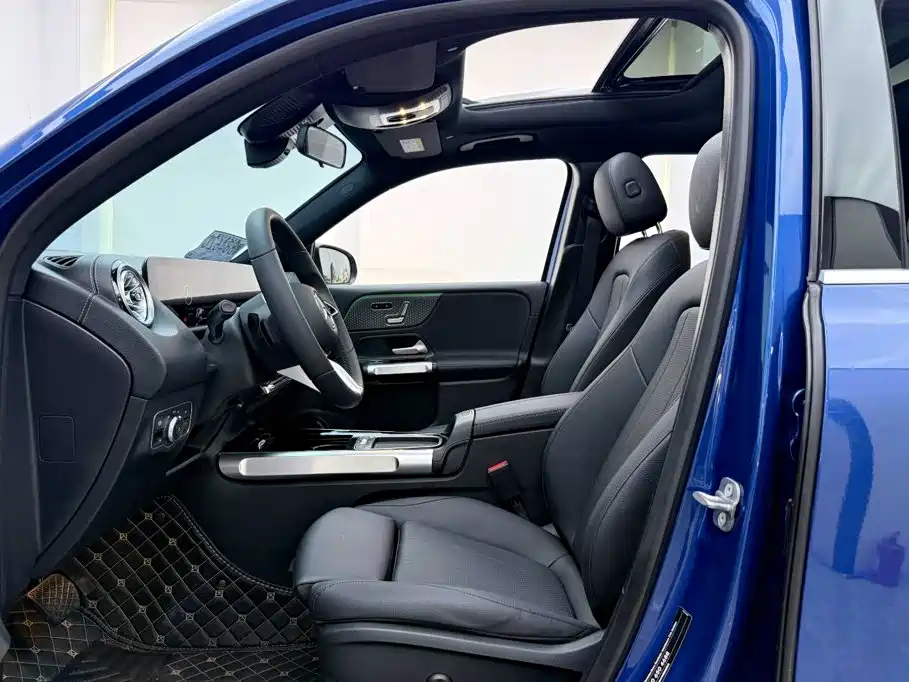 Mercedes-Benz GLB — миниатюра 6