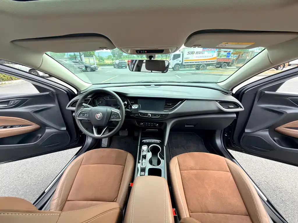 Buick Regal — миниатюра 14