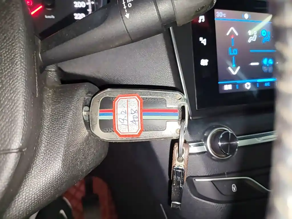 Peugeot 408 — миниатюра 9