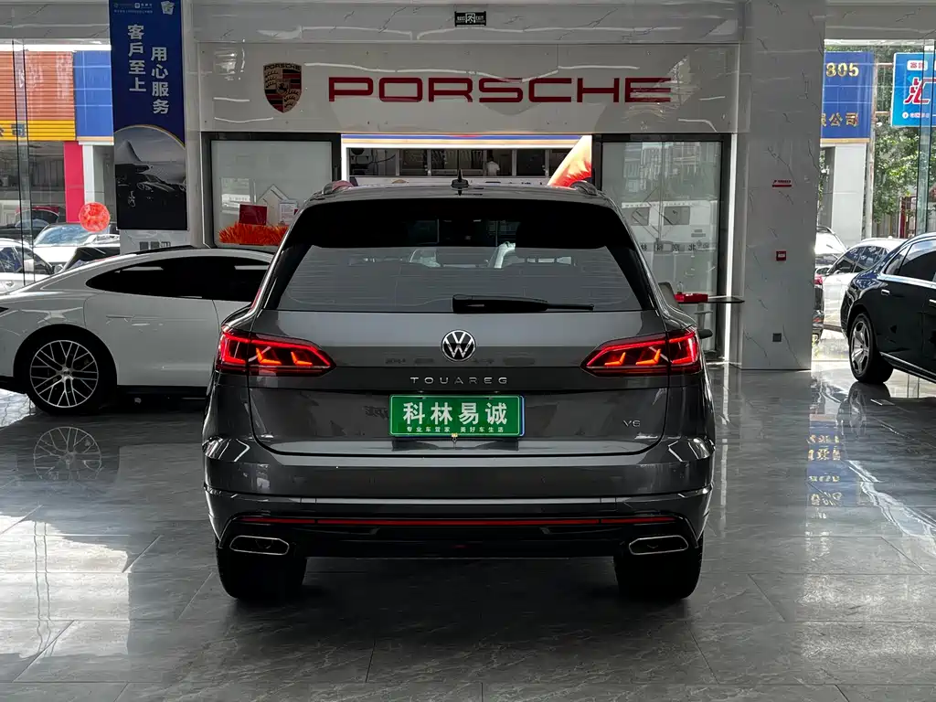 Volkswagen Touareg 2022 3.0TSI Sport