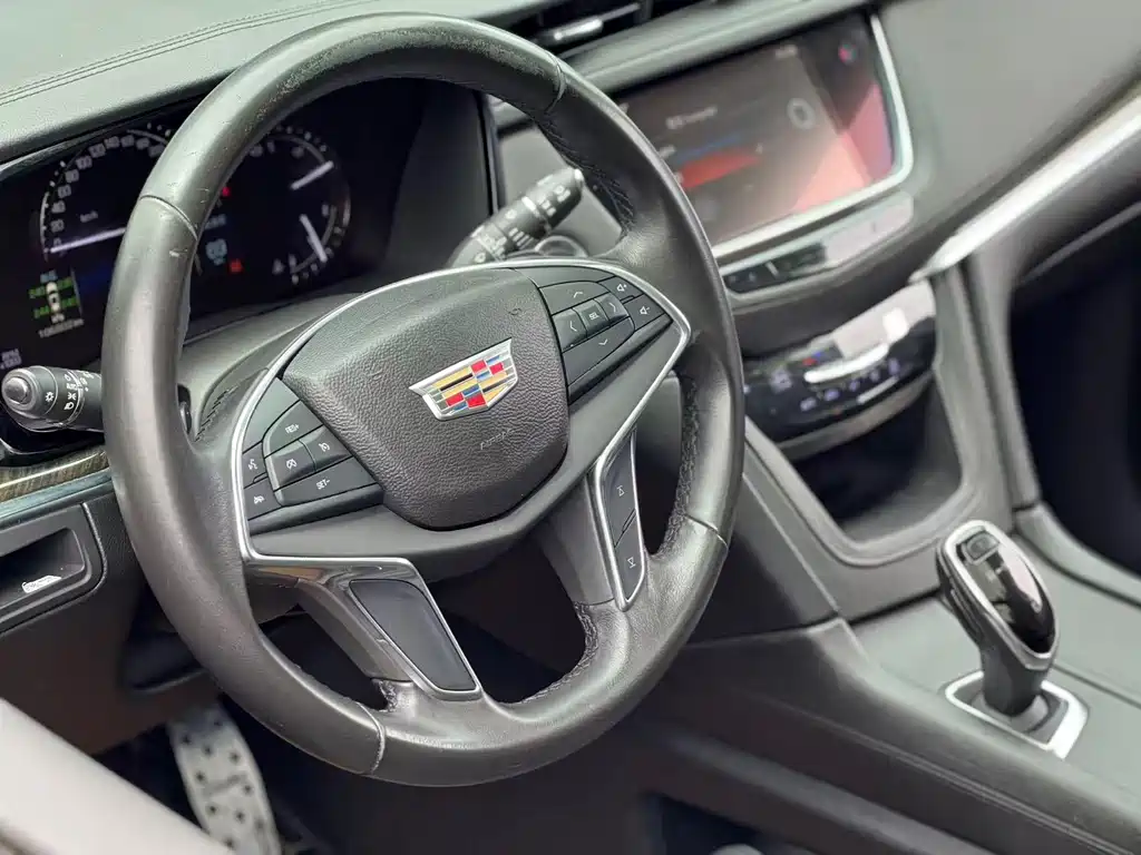 Cadillac XT5 Anniversary Celebration Edition 28T 4WD Luxury Type, фото 10