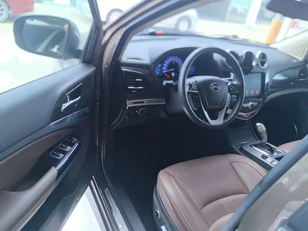 BYD S7 — миниатюра 16