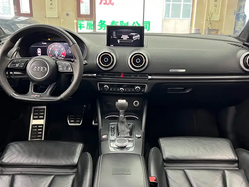 Audi RS 3 — миниатюра 18