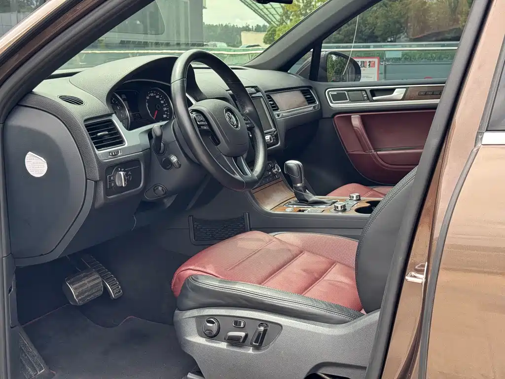 Volkswagen Touareg — миниатюра 4