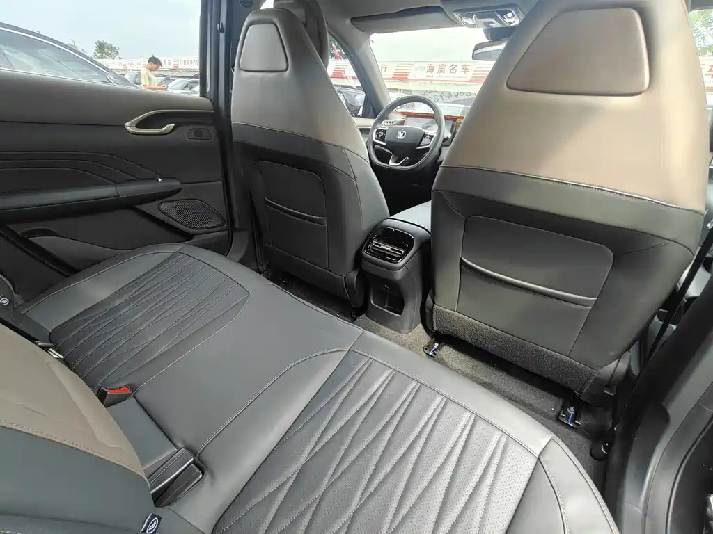 Changan Eado — миниатюра 11