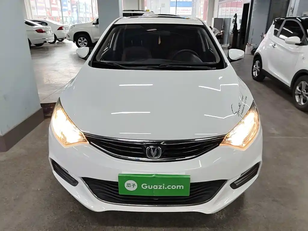 Changan Eado XT — миниатюра 3