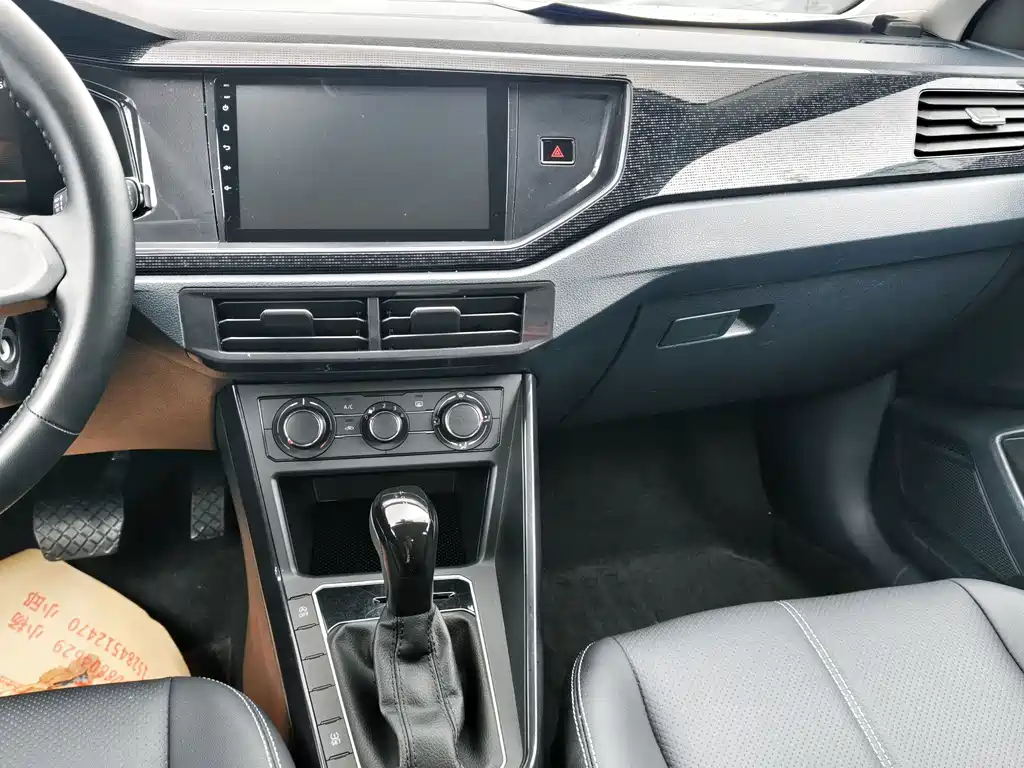 Volkswagen Lavida — миниатюра 8
