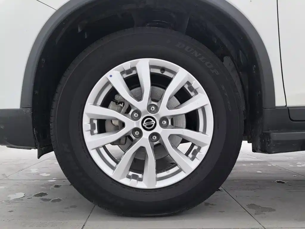 Nissan X-Trail — миниатюра 17