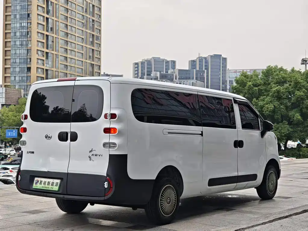 MAXUS V1 — миниатюра 8