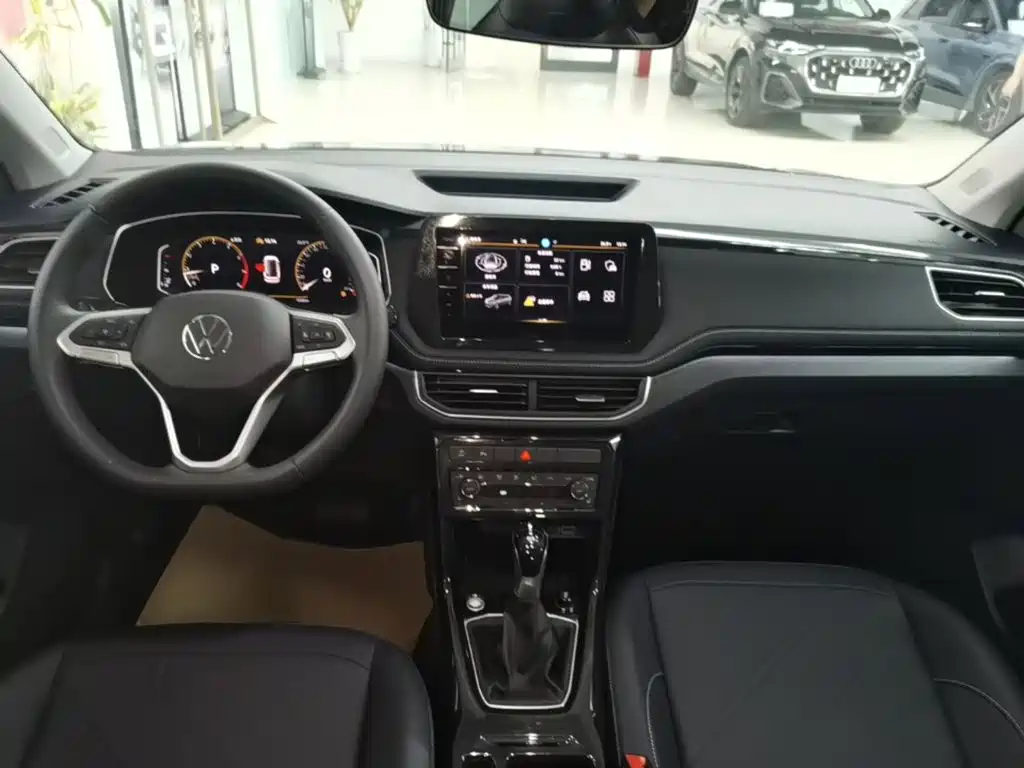 Volkswagen Tharu — миниатюра 10