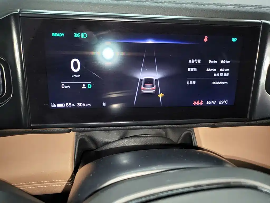 NIO ES8 — миниатюра 12