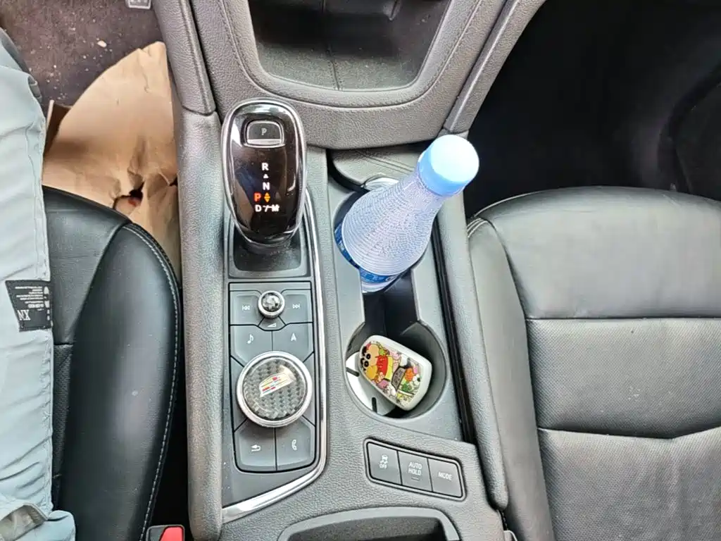Cadillac XT5 — миниатюра 14