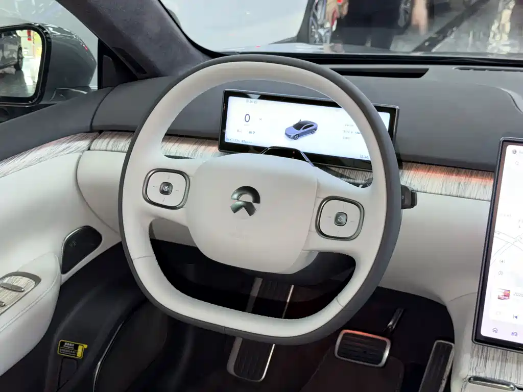 NIO ET7 — миниатюра 13