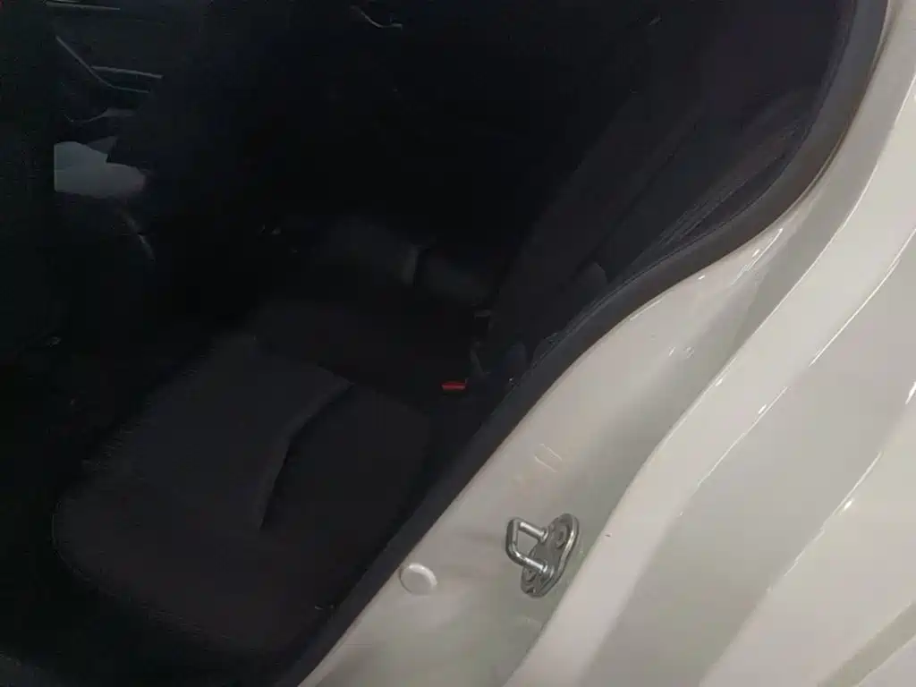 Mazda 3 Axela — миниатюра 17