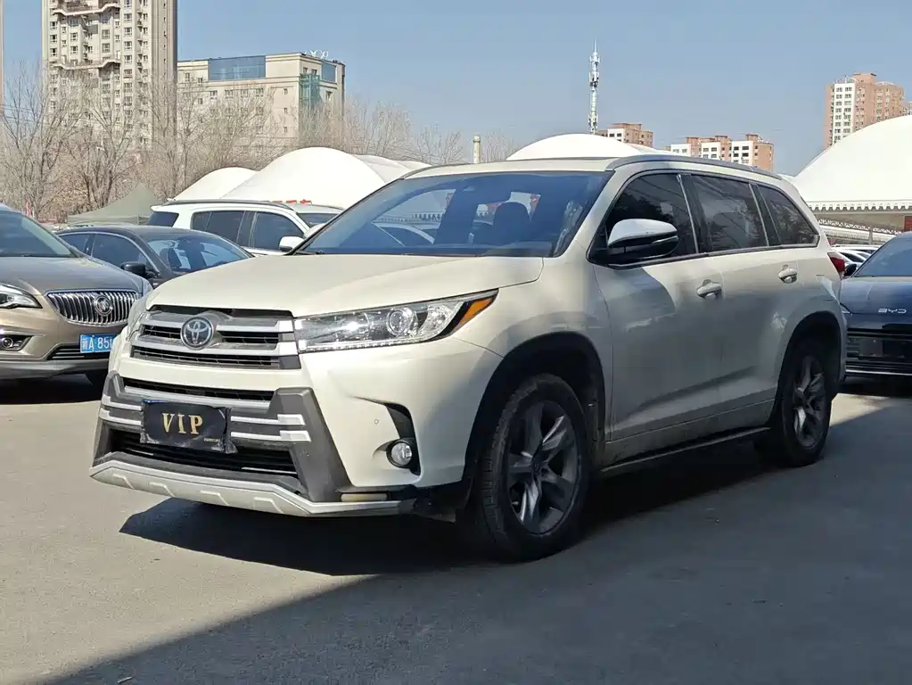Toyota Highlander 2020