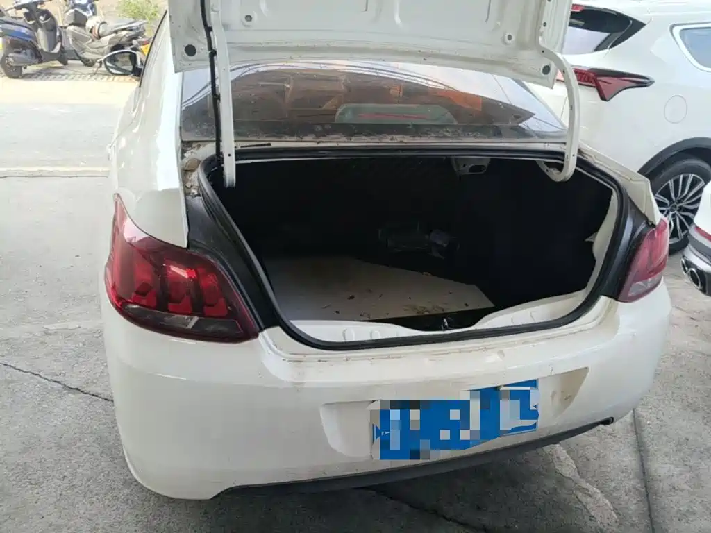 Peugeot 301 — миниатюра 15