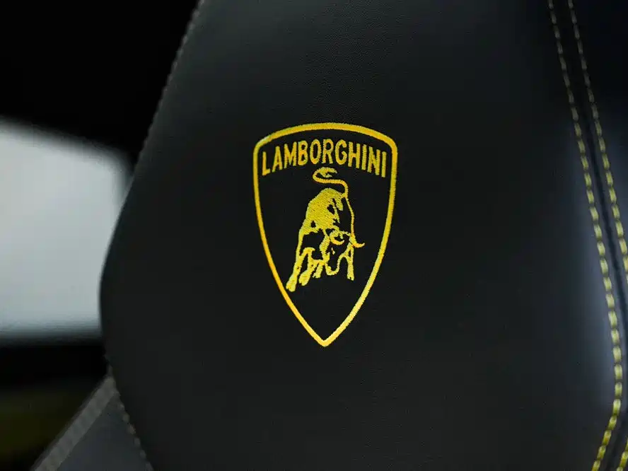 Lamborghini Urus — миниатюра 26