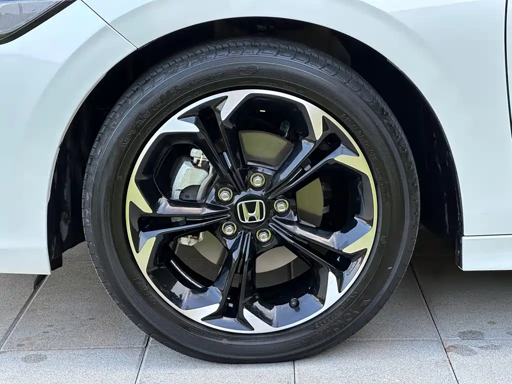 Honda Civic — миниатюра 18