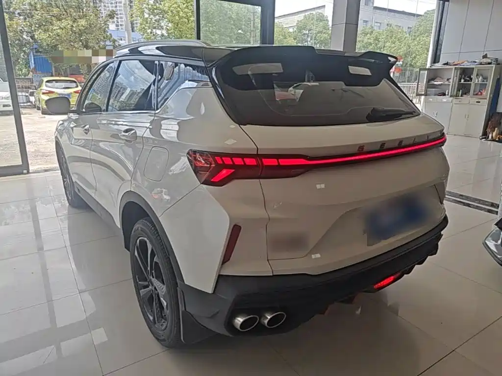 Geely Binyue — миниатюра 5