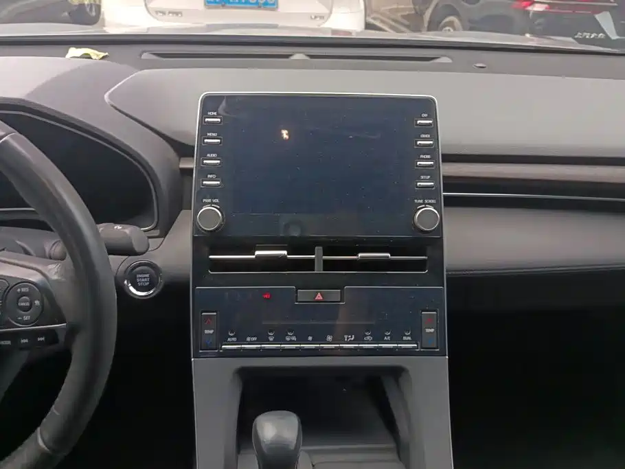 Toyota Avalon — миниатюра 13