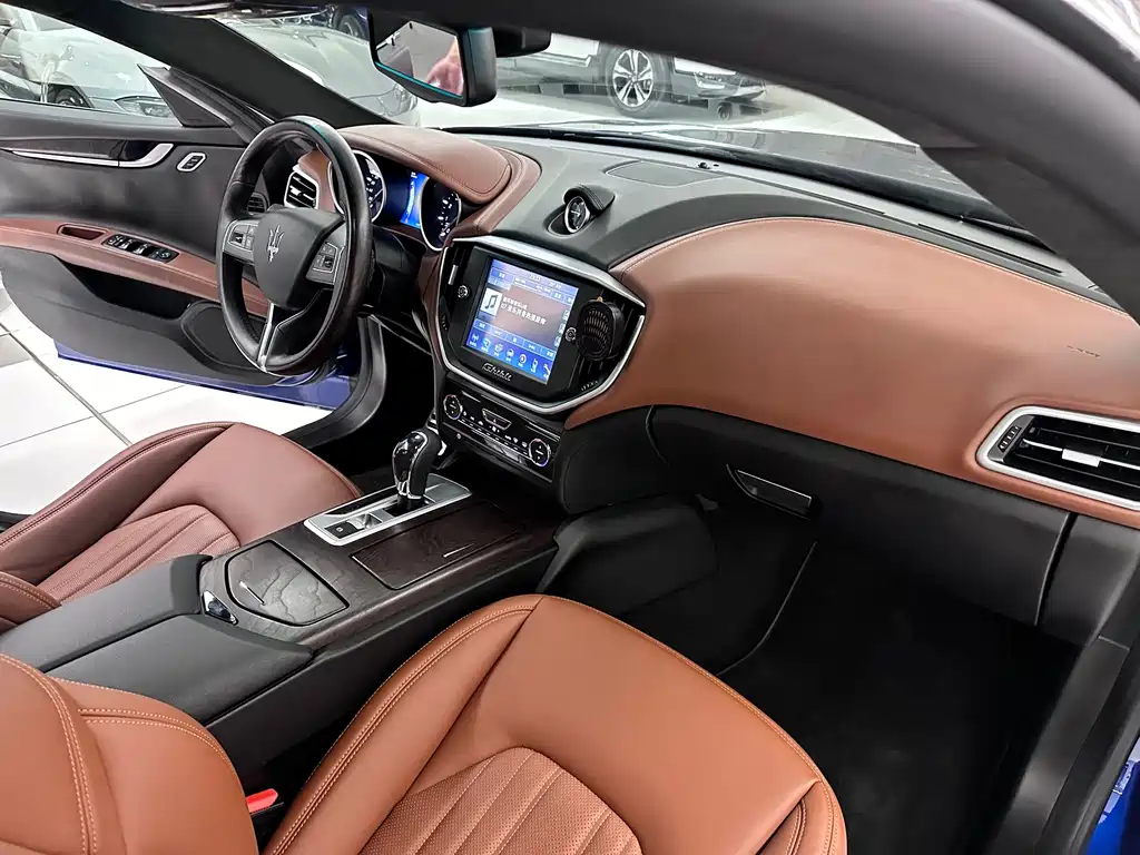 Maserati Ghibli — миниатюра 15