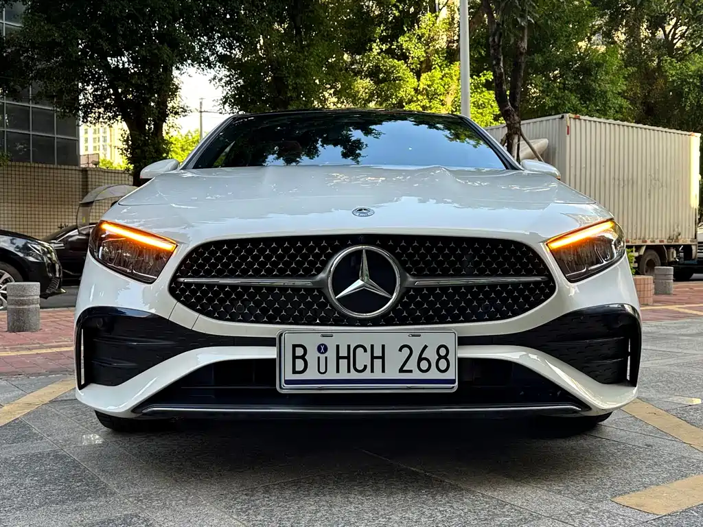 Mercedes-Benz A-Class — миниатюра 2