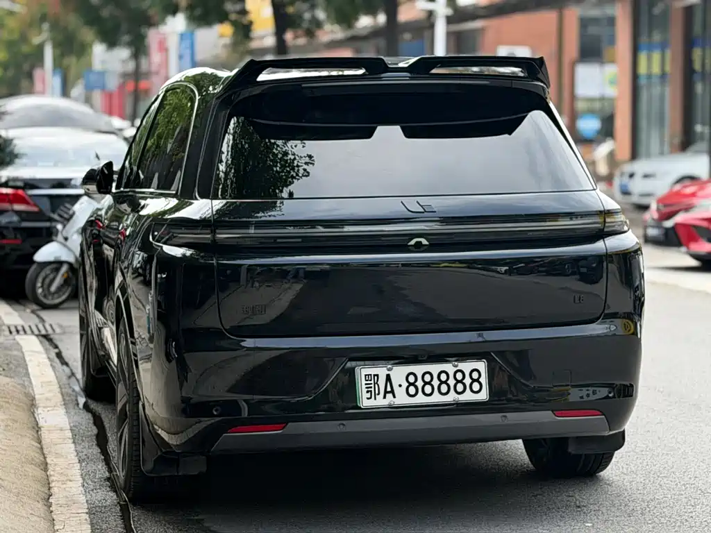 Li Auto Li L8 — миниатюра 4