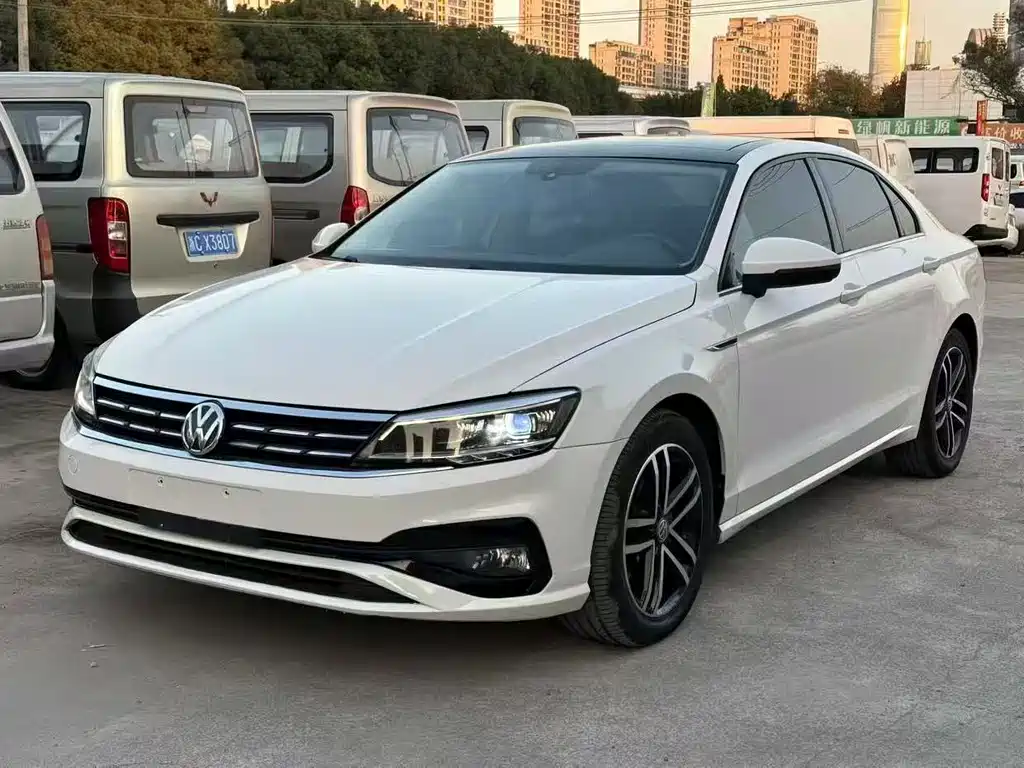 Volkswagen Lamando 2021