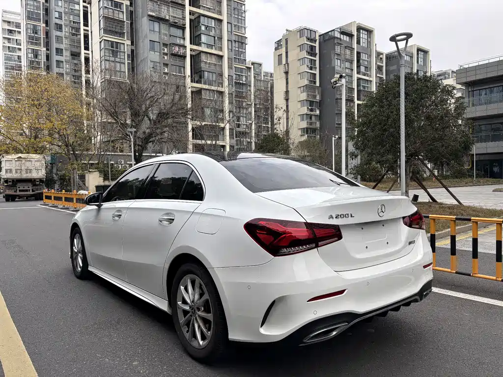 MERCEDES-BENZ A CLASS