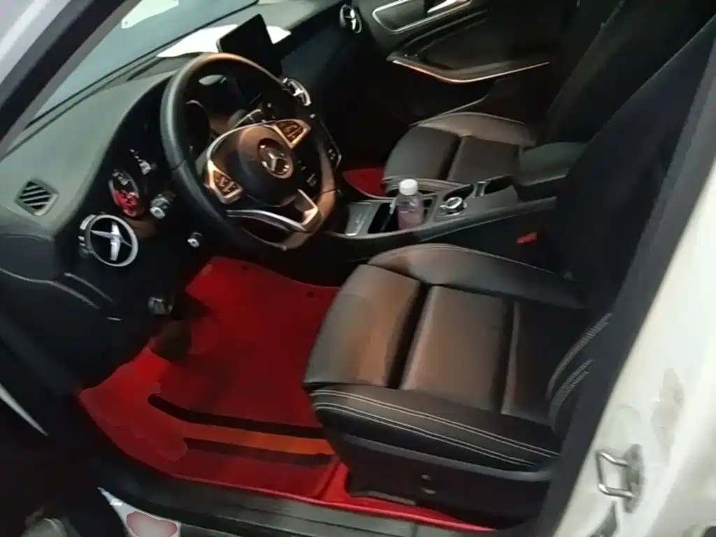 Mercedes-Benz GLA — миниатюра 15