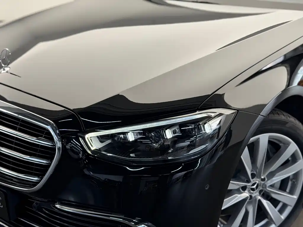 Mercedes-Benz S-Class — миниатюра 18