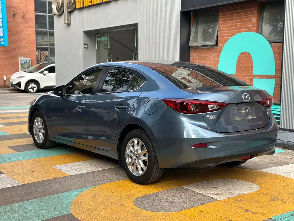 Mazda 3 Axela — миниатюра 9