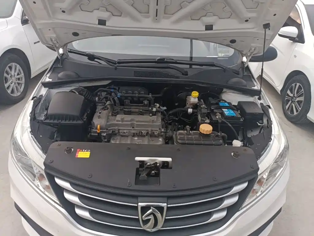 Baojun 310W — миниатюра 20