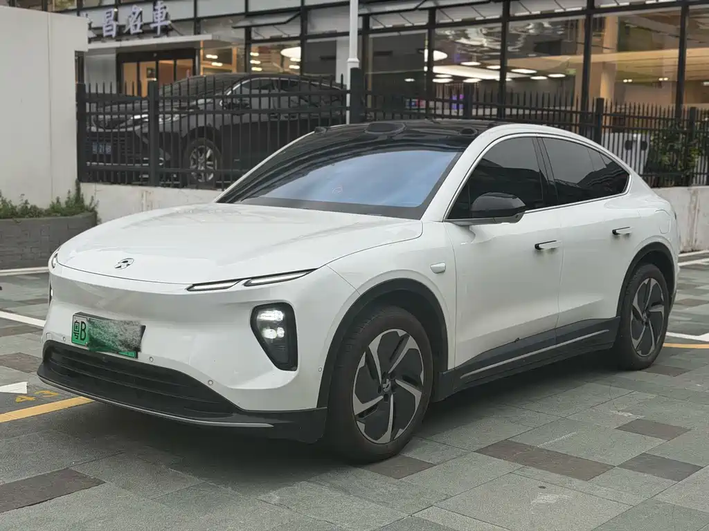 NIO EC6